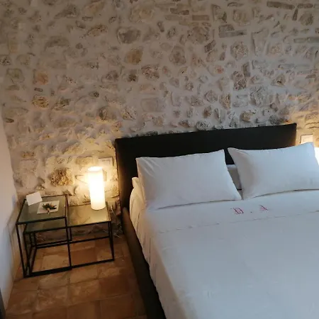 Relais Casale Valigi Farm stay *