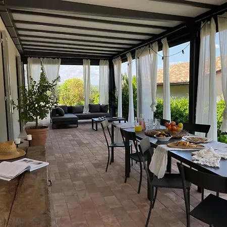 Farmház Relais Casale Valigi