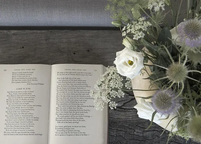 Relais Casale Valigi نارني