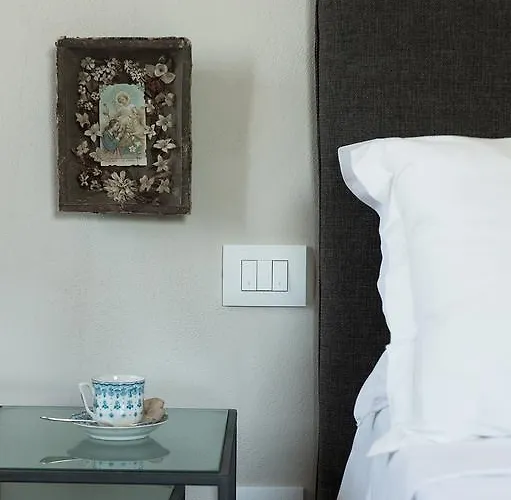 Relais Casale Valigi * نارني