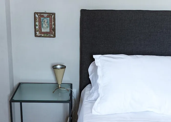 Relais Casale Valigi نارني