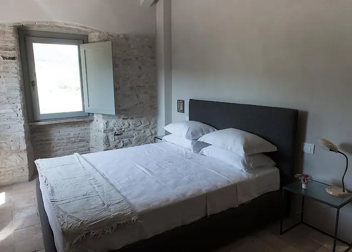 مزرعة للإقامة Relais Casale Valigi *